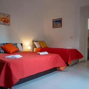 Domus Anticaglia By Domusextra Apartamento