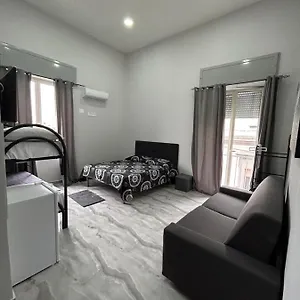 Foria House Valentino Apartamento